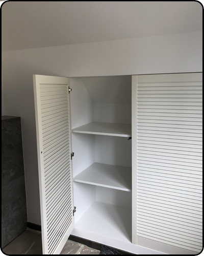 Einbauschrank mit Lamellentüren — Referenz Möhricke Bernau